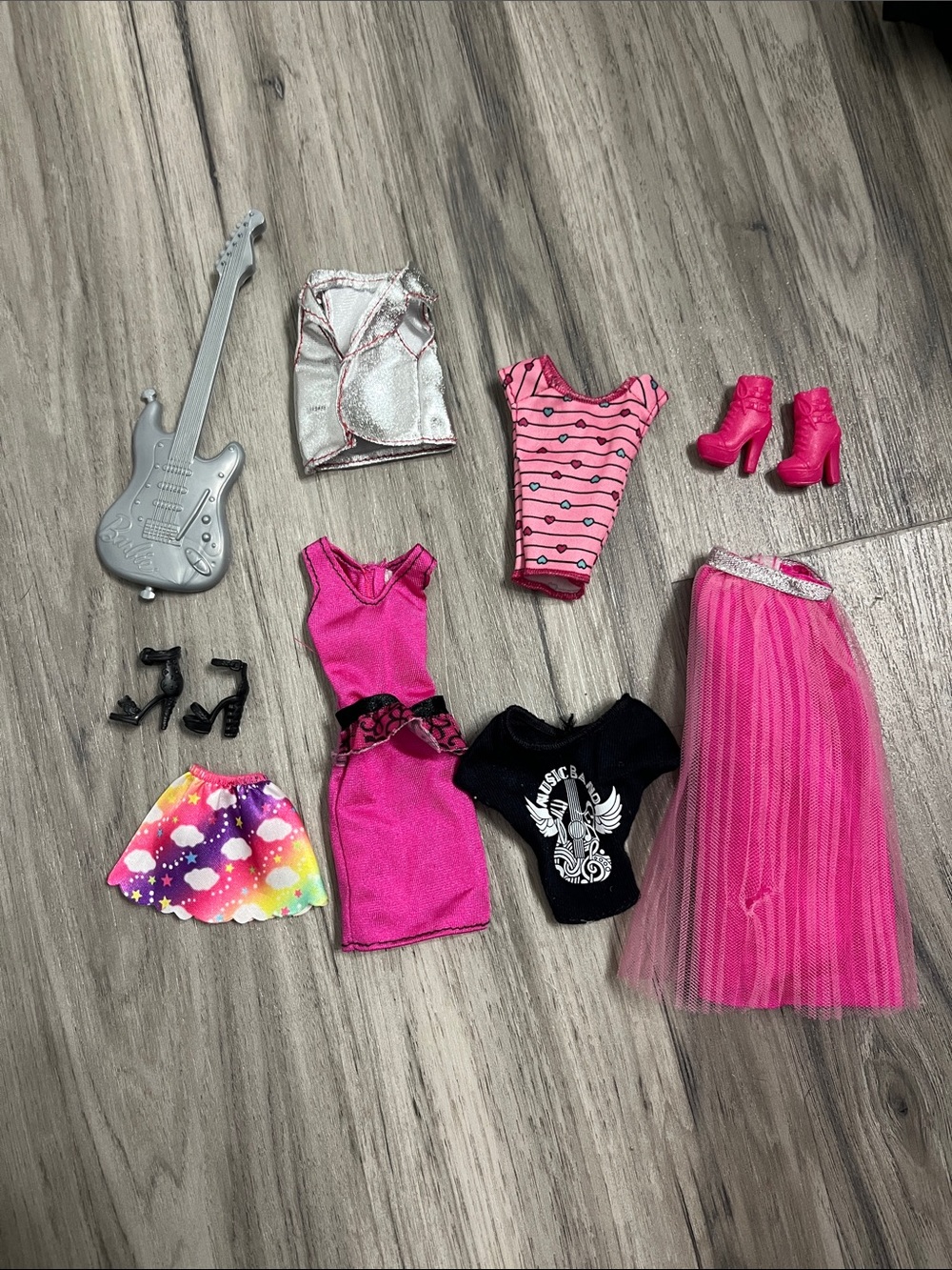 Barbie Pink Fashion Lot with Hot Pink Dresses, Skirt & Accessories